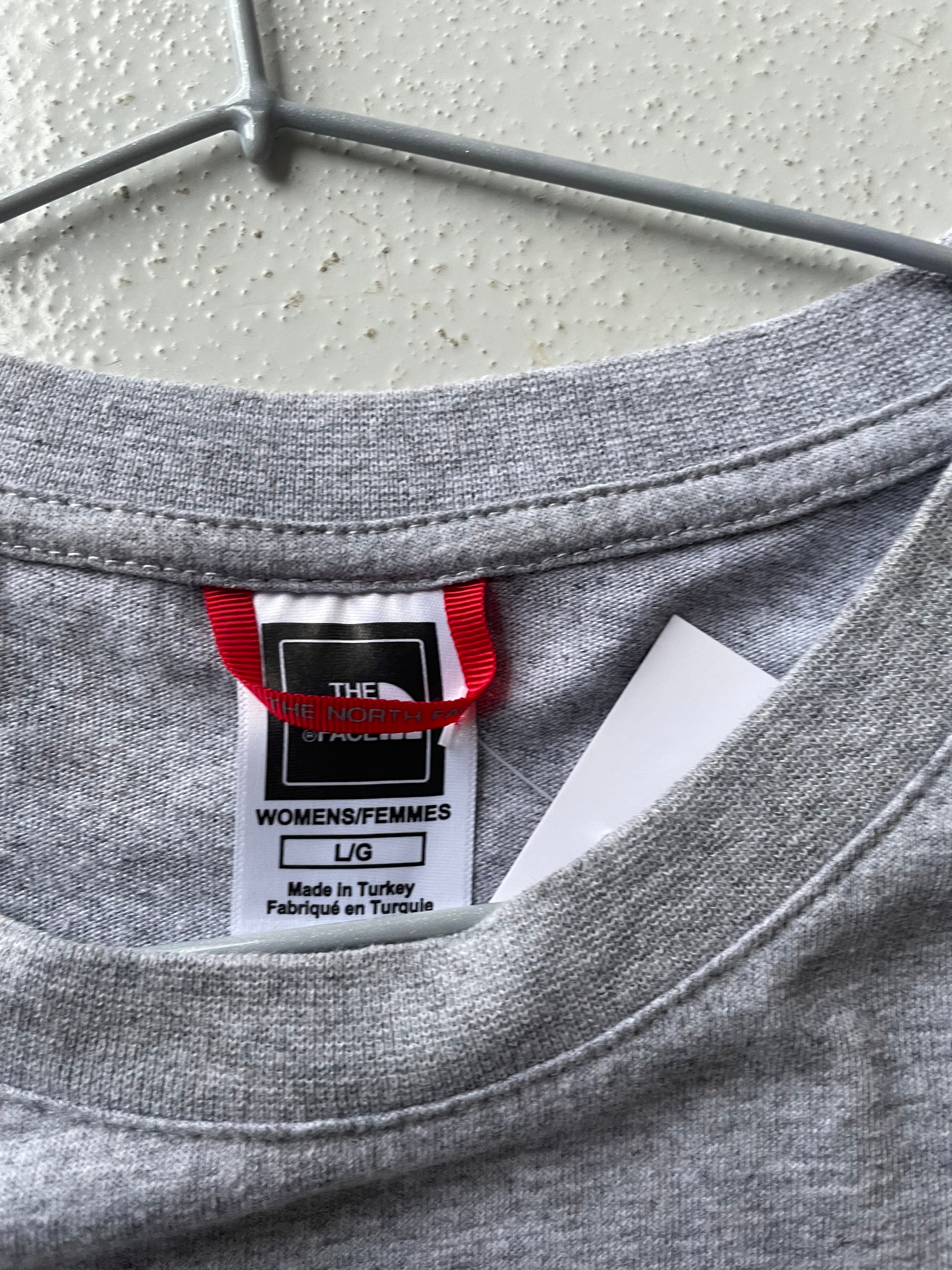 North Face Grey T-shirt - Image 3