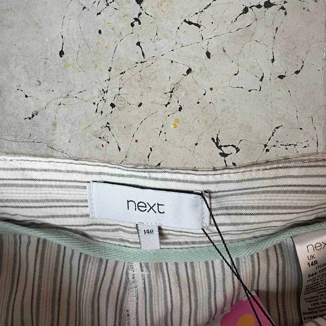 Vintage y2k Low Rise White Pinstripe Trousers - Image 5