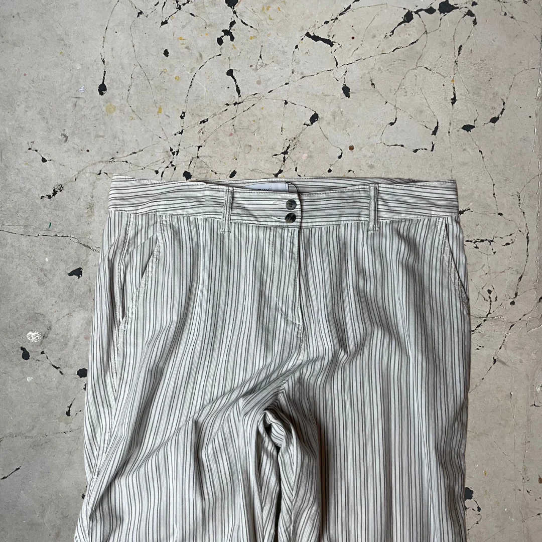 Vintage y2k Low Rise White Pinstripe Trousers - Image 7